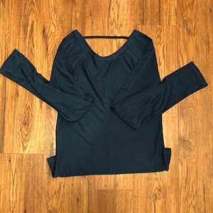 Old Navy Active- Long Sleeve Top- XXL (16) Youth